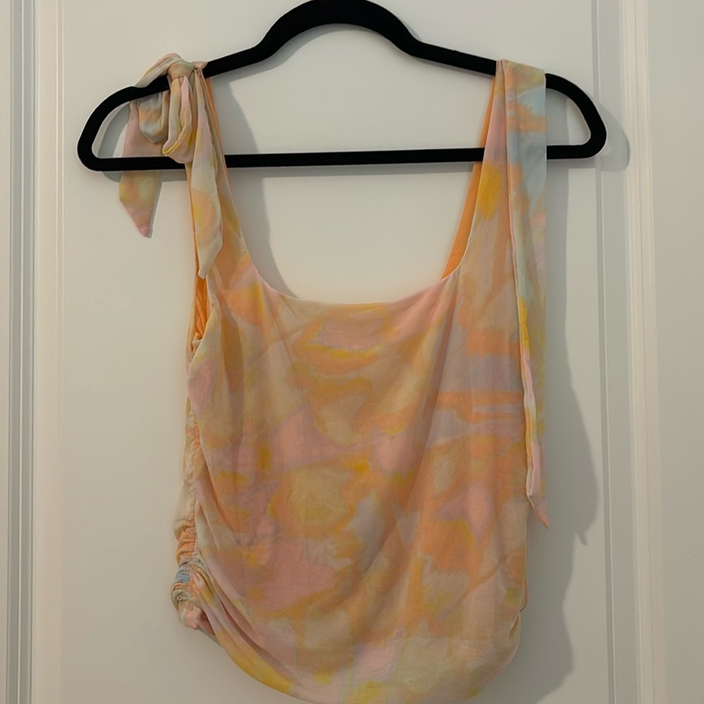 Adorable. Free people top